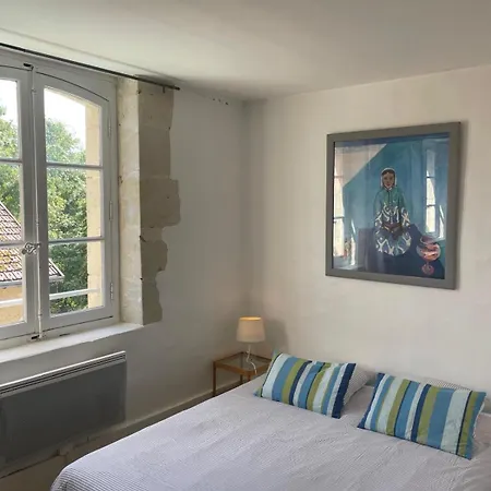 Holiday home Ancien Moulin Au Bord Du Loir, Avec Piscine Chauffee *