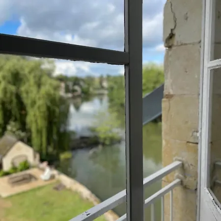 Ancien Moulin Au Bord Du Loir, Avec Piscine Chauffee Holiday home